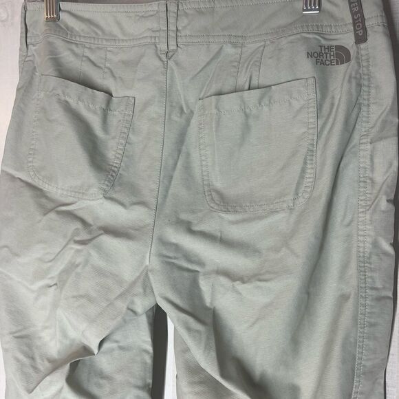 The North Face khaki short court pants capris, size 2 - Picture 12 of 12